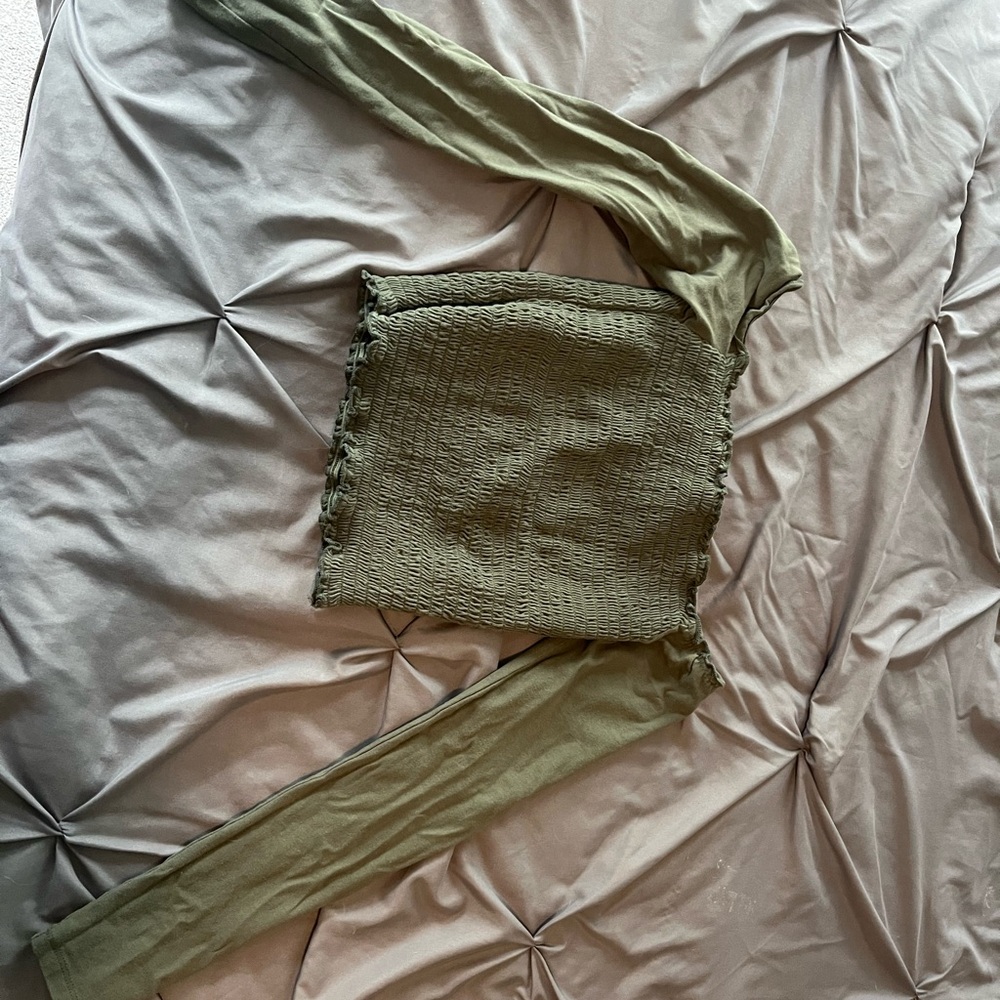 Hollister Olive Long Sleeve Tee